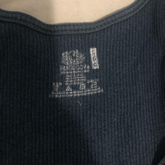 Navy blue tank top. Read description - Picture 2 of 3